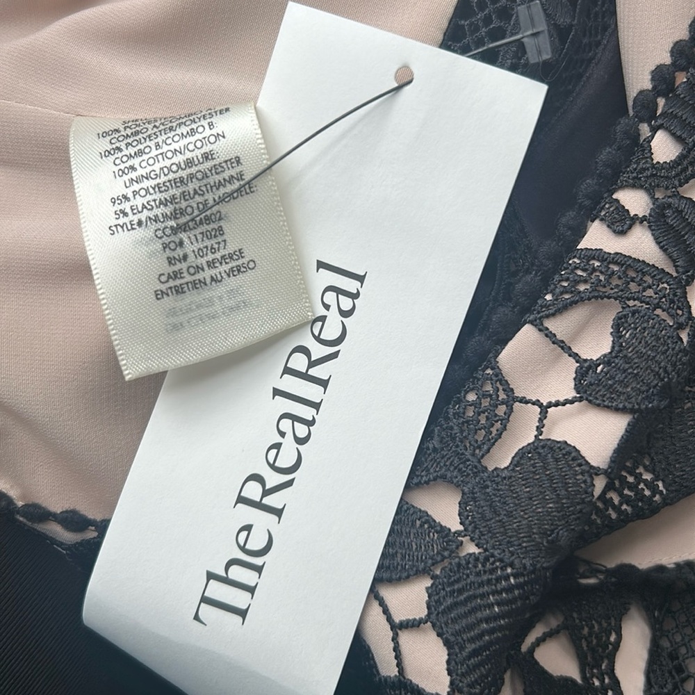 Alice and Olivia Chels deep V lace jumpsuit - Picture 8 of 14